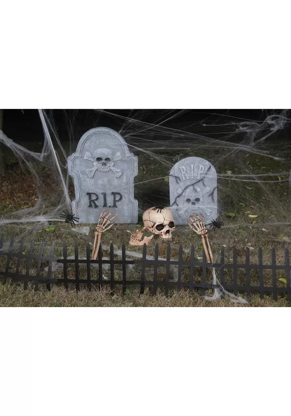 Best Seasons (HK) Ltd. Scary Cemetery Decoration Kit