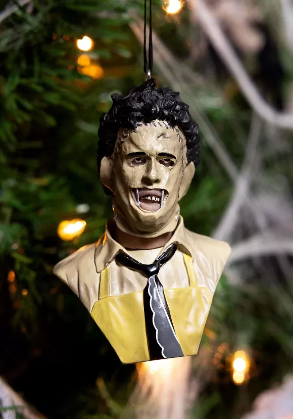 Hot Trick or Treat Studios Texas Chainsaw Massacre Leatherface Ornament