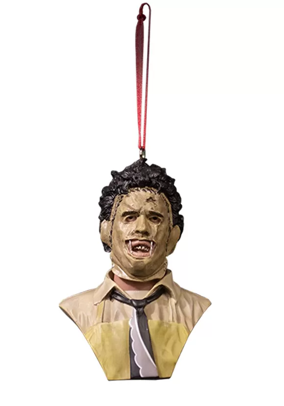 Hot Trick or Treat Studios Texas Chainsaw Massacre Leatherface Ornament