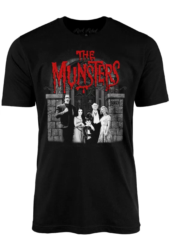 Best Rock Rebel Shop The Munsters Family Portrait Adult Graphic T-Shirt